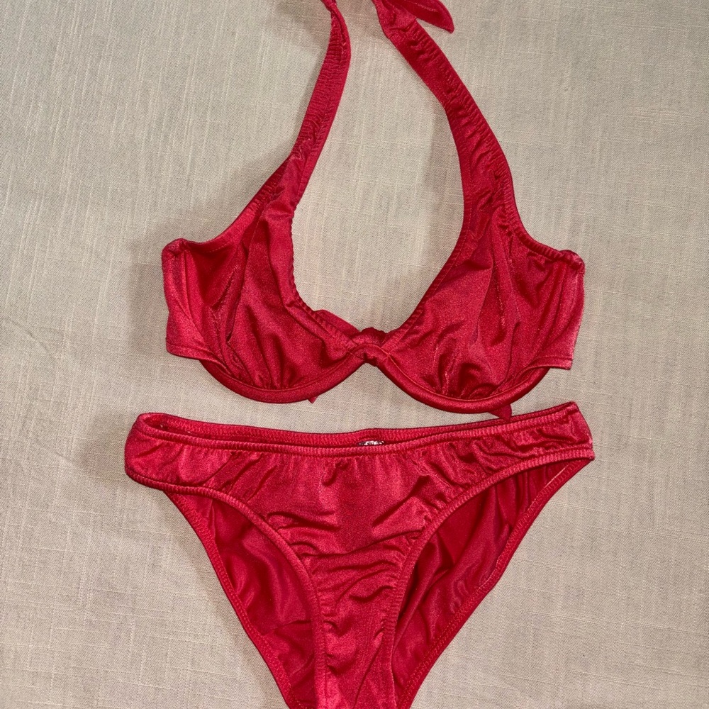 Venus bikini